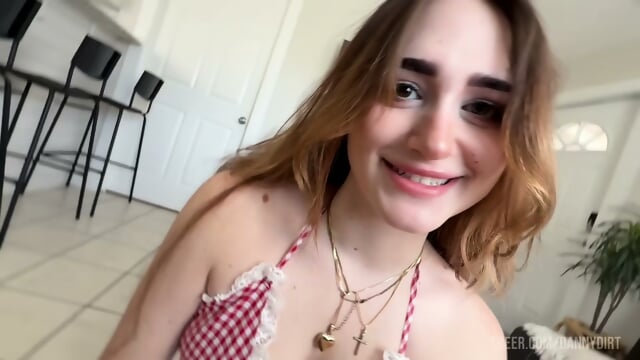 Sexy Babe Has A Sopping Wet Pussy backdrop