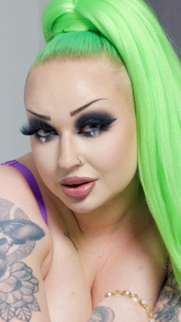 Novathenerd pornstar